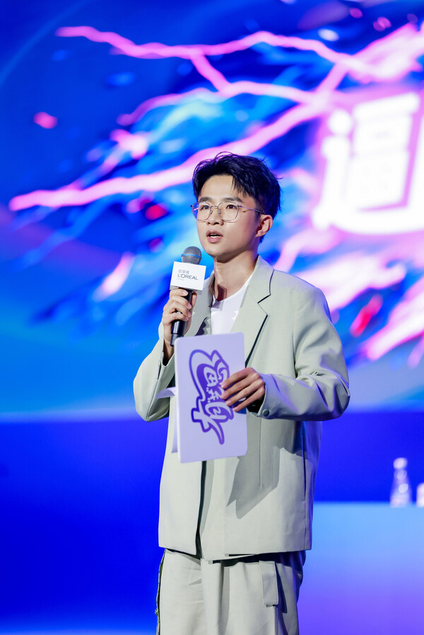 反方辩手汪星宇、贾耗选择“放自己一马”